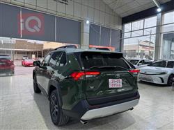 تۆیۆتا ڕاڤ 4